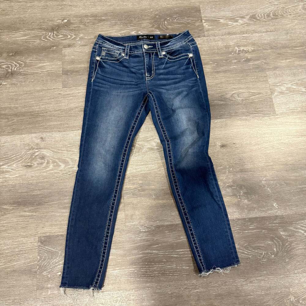 Miss Me Mid-Rise Embroidered Sequin Pocket Ankle Skinny Jeans Dark Wash Size 28.